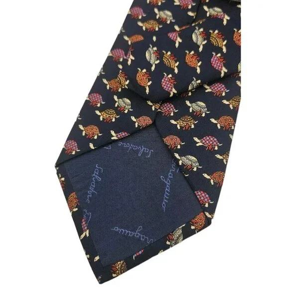 SALVATORE FERRAGAMO Men's 100% Silk Necktie LUXURY Tie Blue Turtle W:3.7 EUC